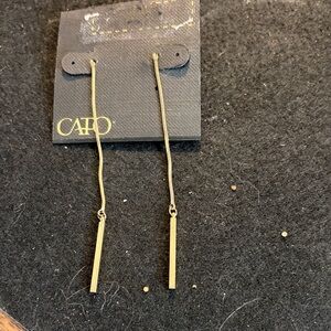 Cato Elegant Gold Bar Earrings